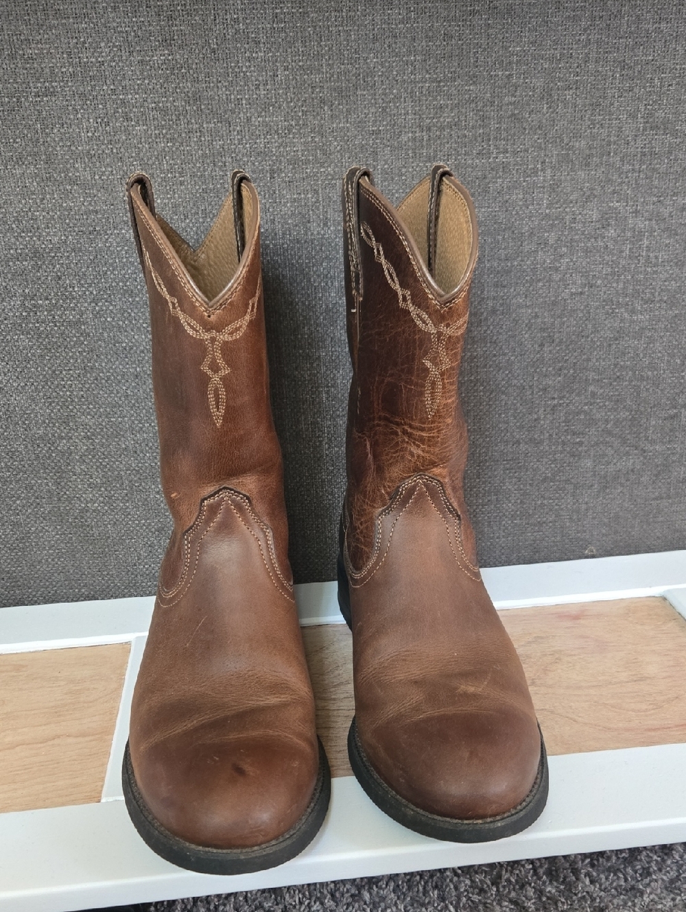 Ariat Mens Heritage Roper Western Boot Round Toe 10D Oiled Brown Distressed - Picture 5 of 14